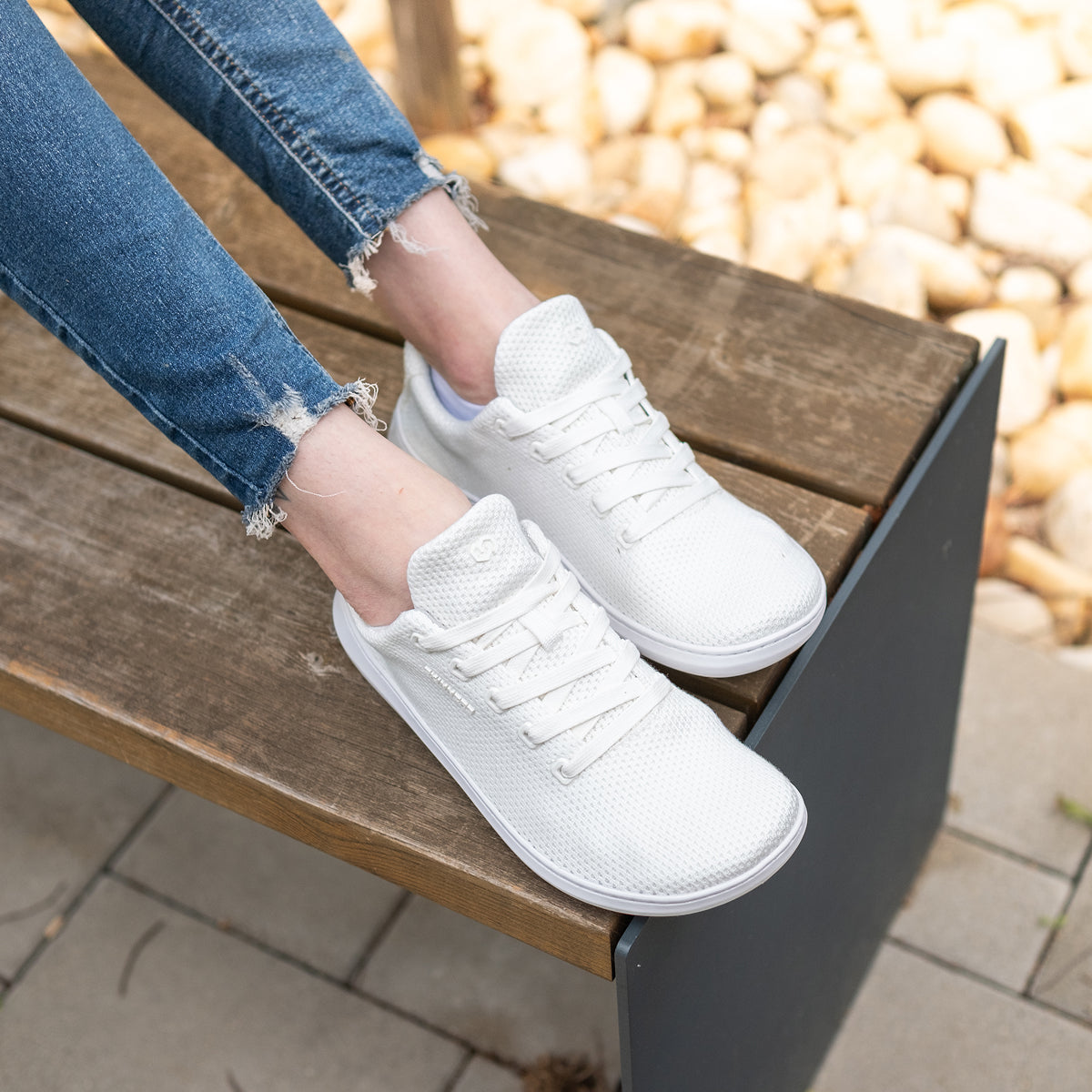 Globetrotter White