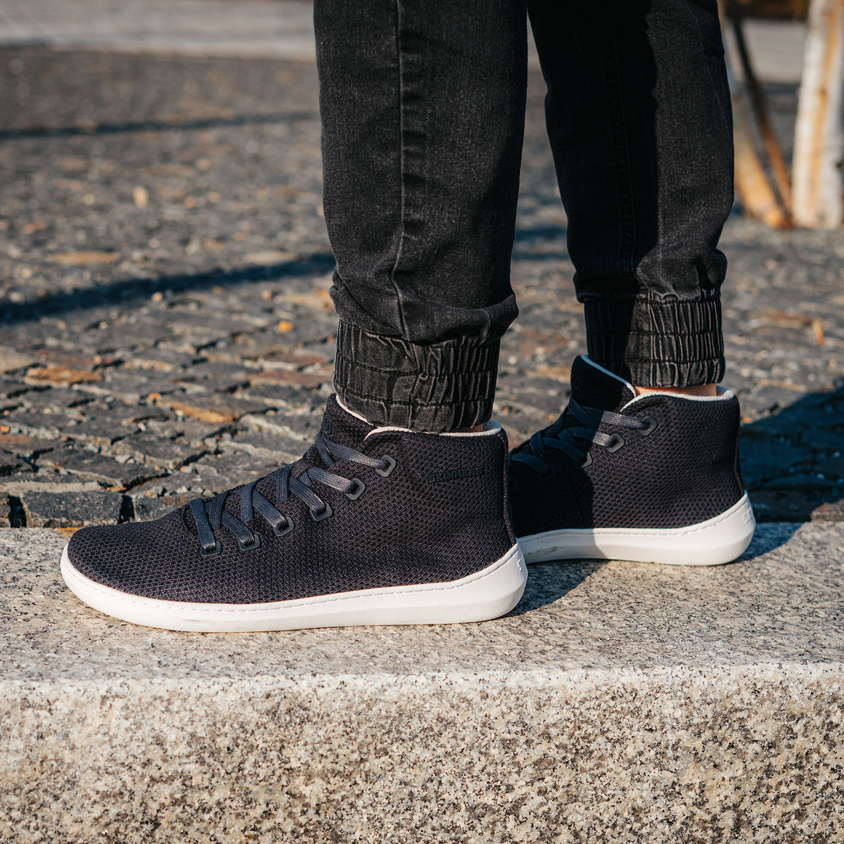 Globetrotter High Top Navy Blue
