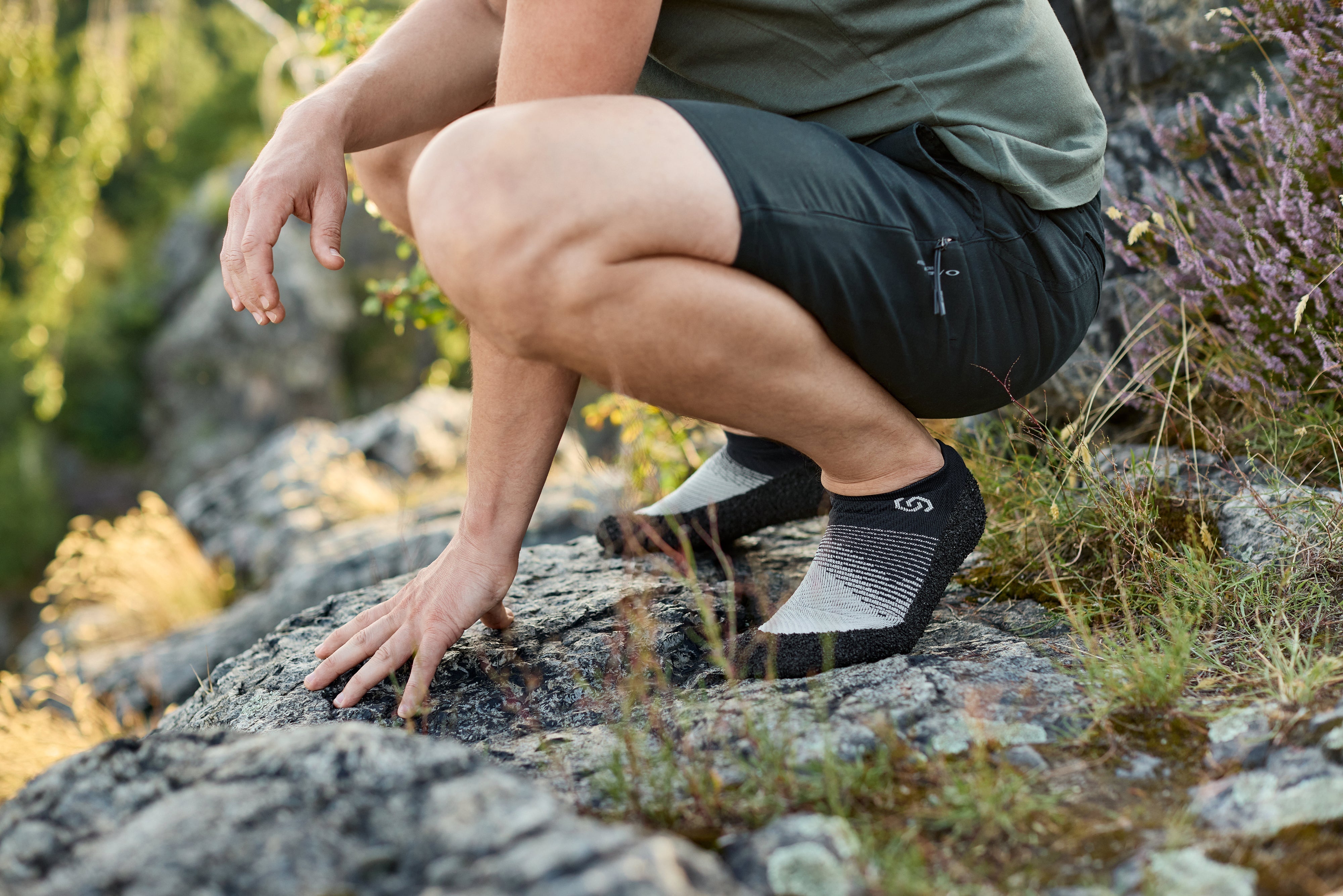 Leichte Schuhe für Reisende, die du überallhin mitnehmen kannst