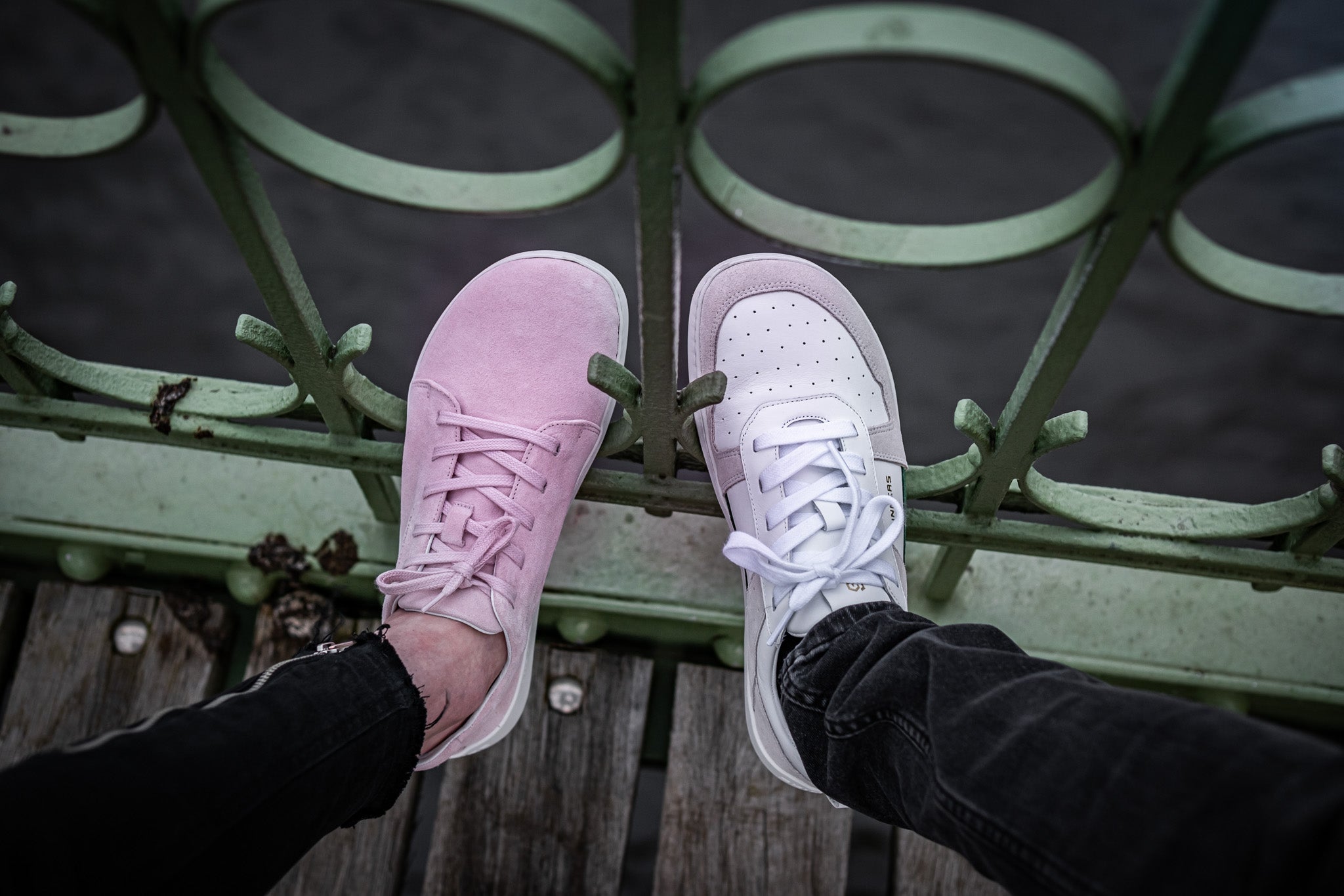 Ein Paar Schuhe reicht nicht aus: Warum sollte man Barfußschuhe regelmäßig wechseln?