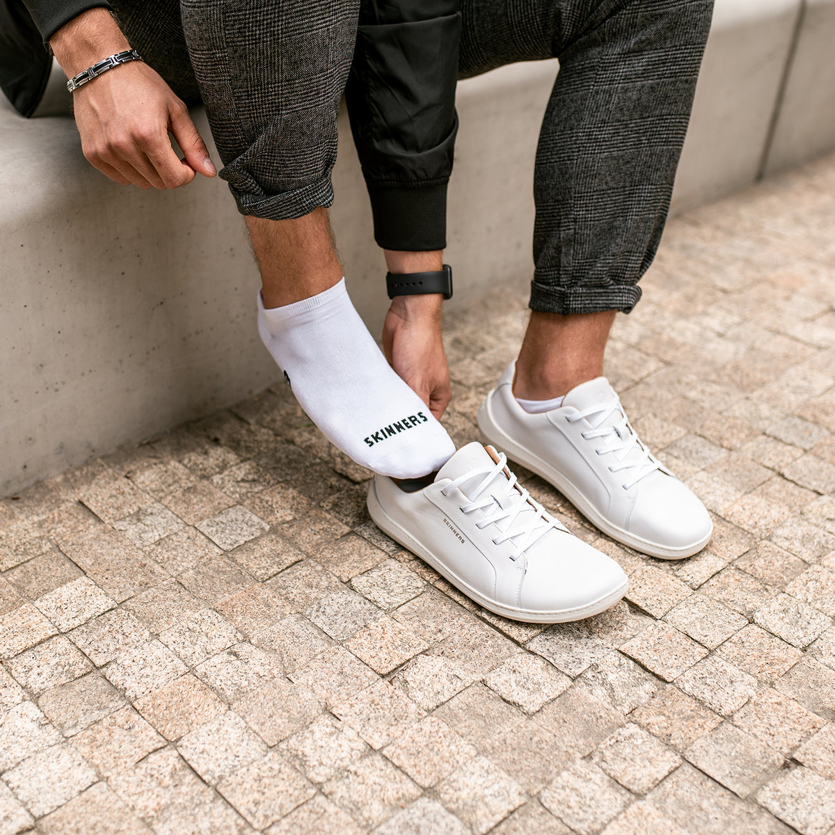 Moonwalker White