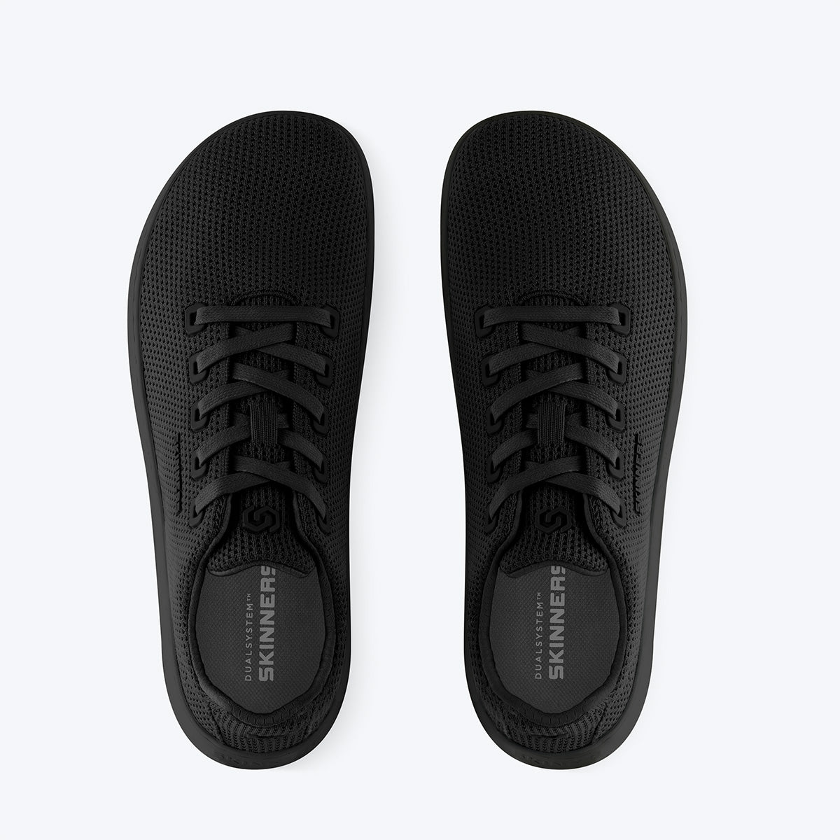 Globetrotter II True Black (Black)