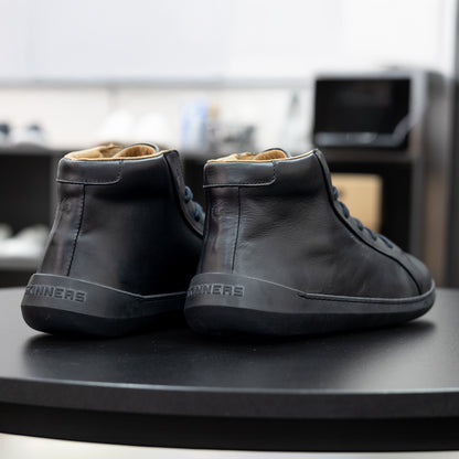 Moonwalker High Top Black (Black) – zachraň botu