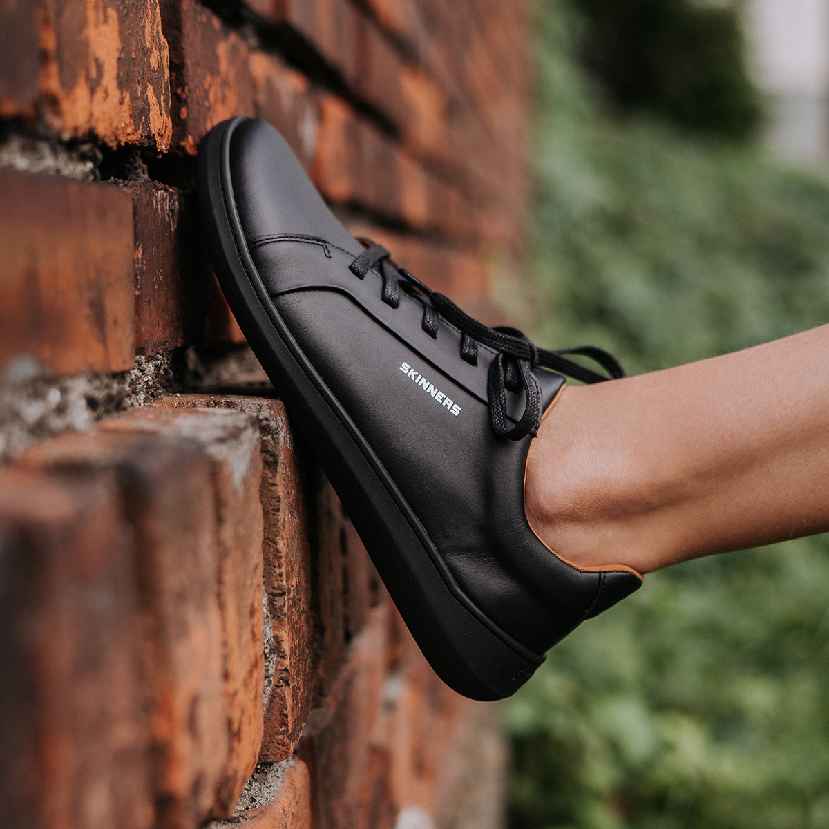 Waxed shoelaces black