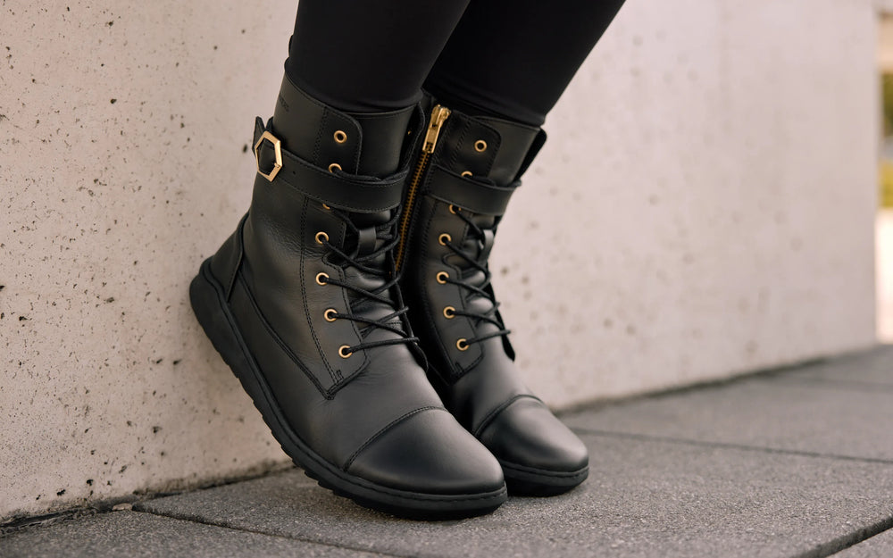 Women's shoes