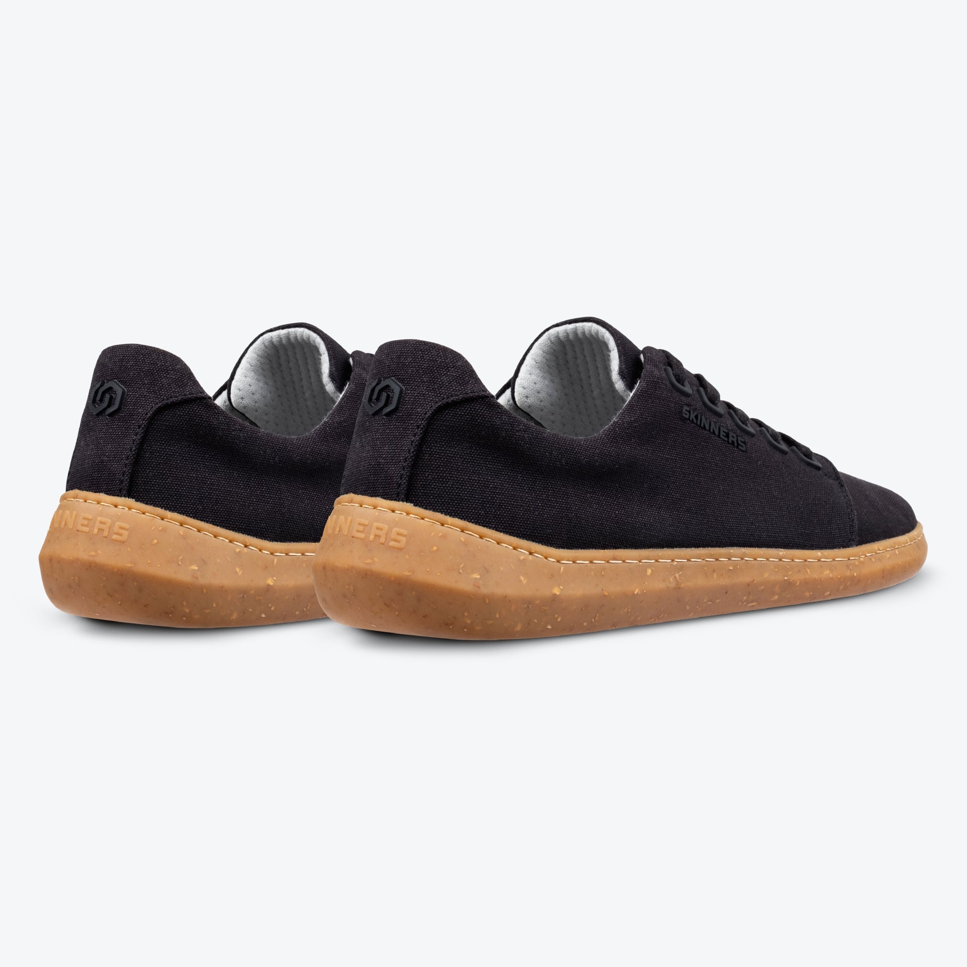 Wanderer – Canvas Barefoot Sneakers Skinners - Main Image