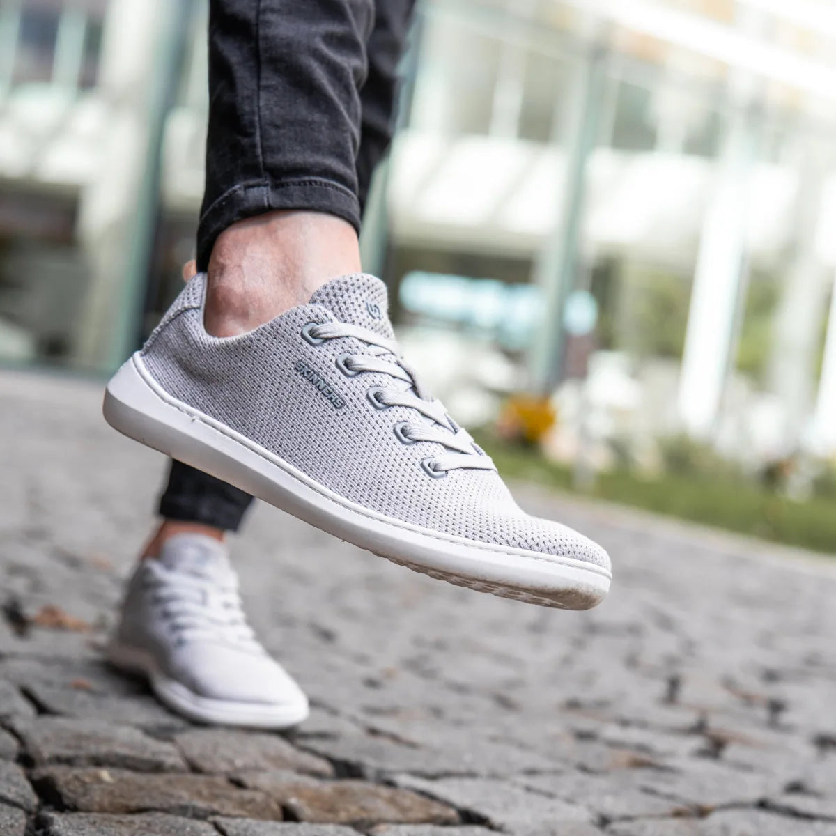 skinners_globetrotter_ii_cloud_grey_1