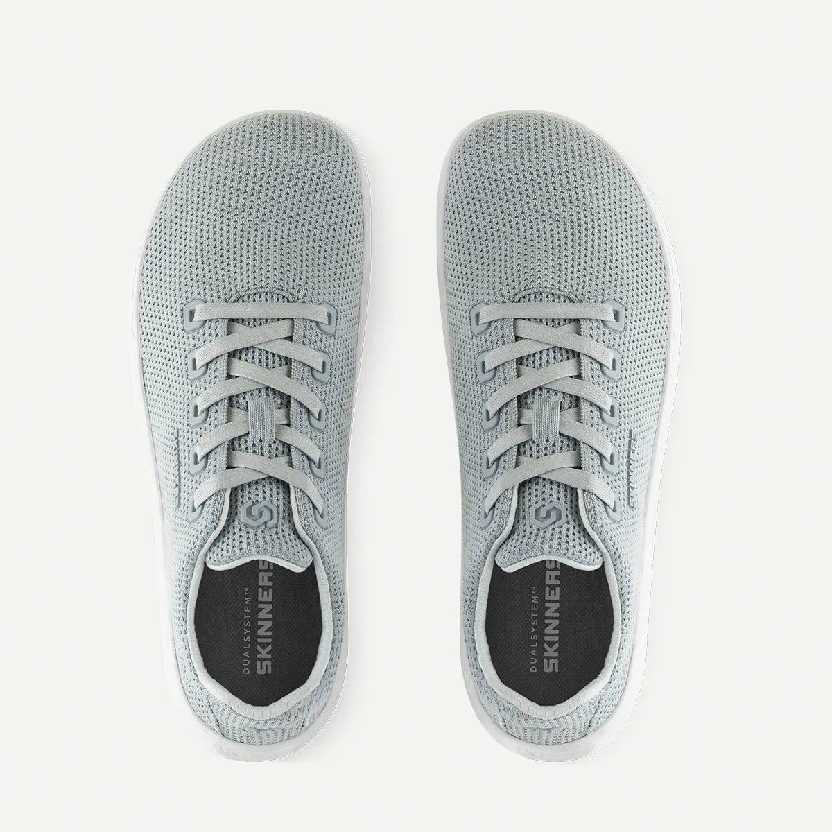 skinners_globetrotter_ii_cloud_grey_top