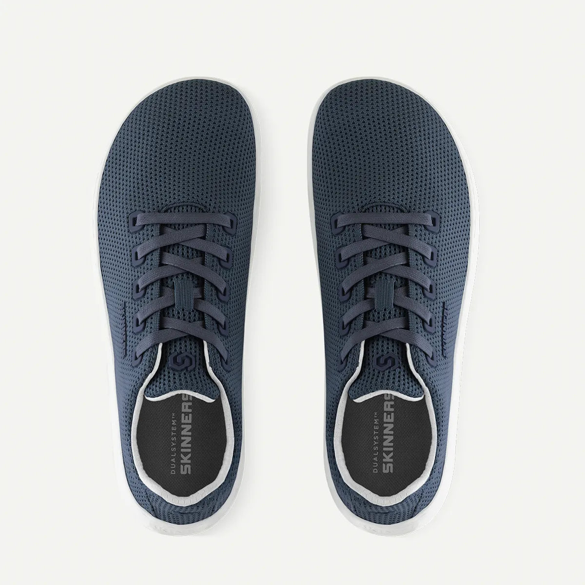 skinners_globetrotter_ii_navy_blue_top
