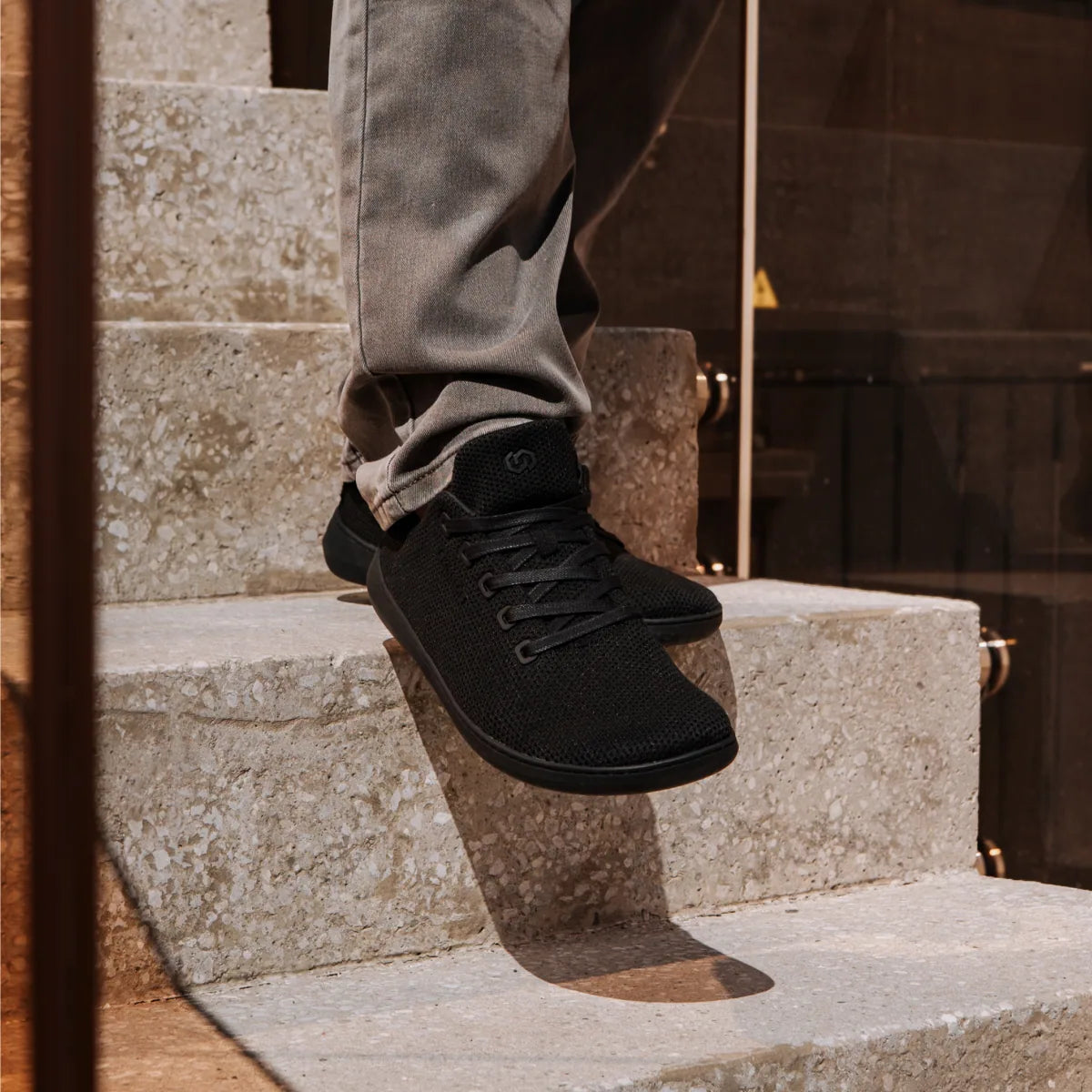 skinners_globetrotter_ii_true_black_black_2