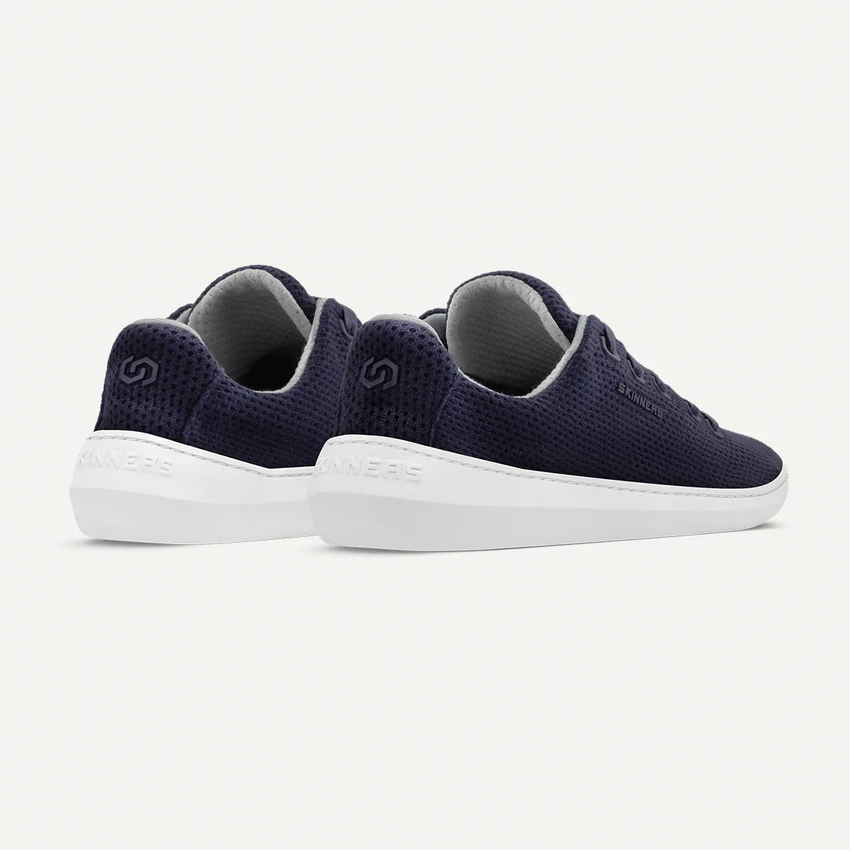 skinners_globetrotter_navy_blue_back