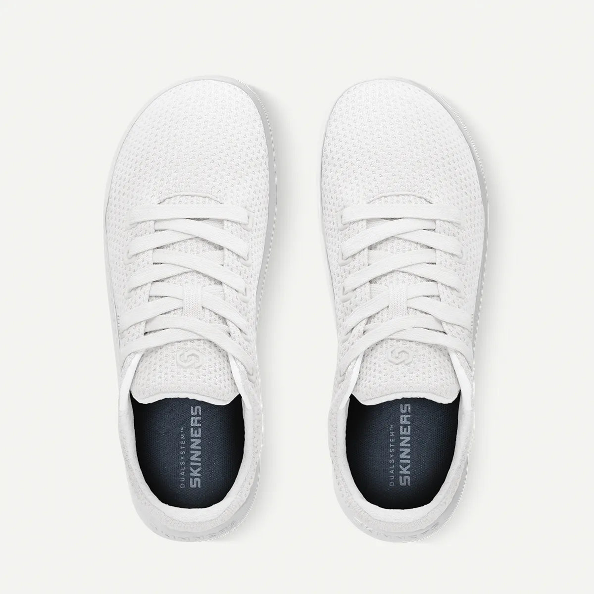 skinners_globetrotter_white_top