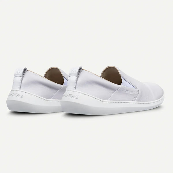 skinners_lounger_white_back