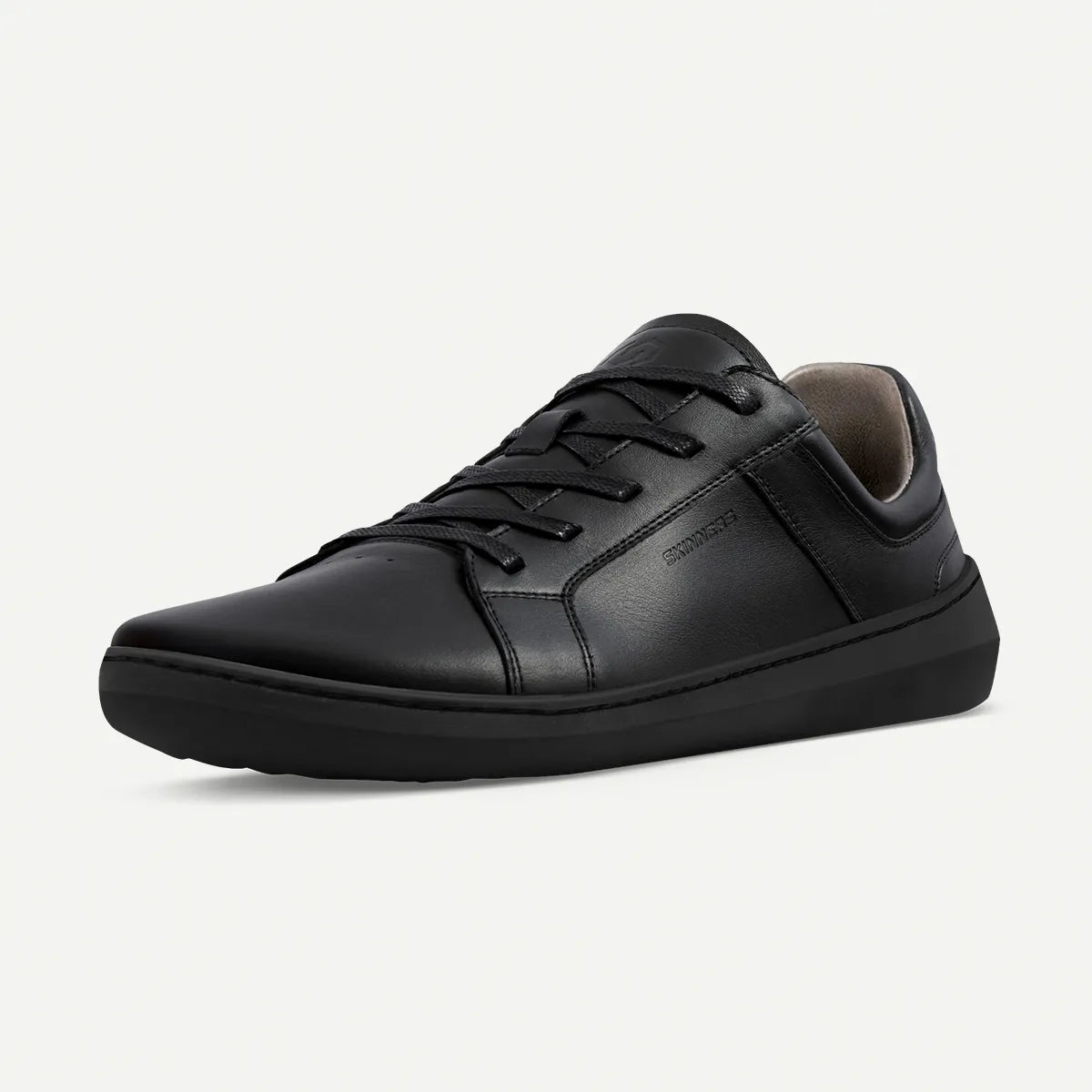 skinners_streetsurfer_black_front